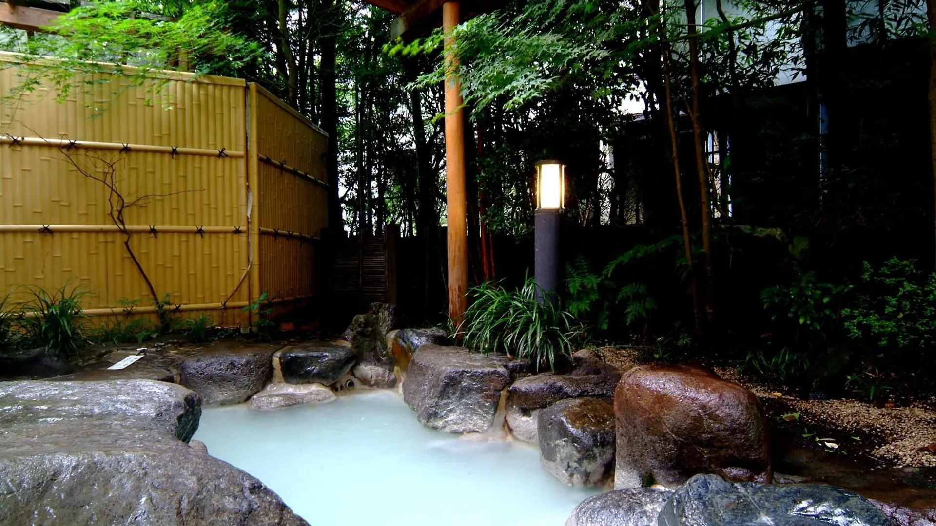Hotel Mitake Hakone 3*,