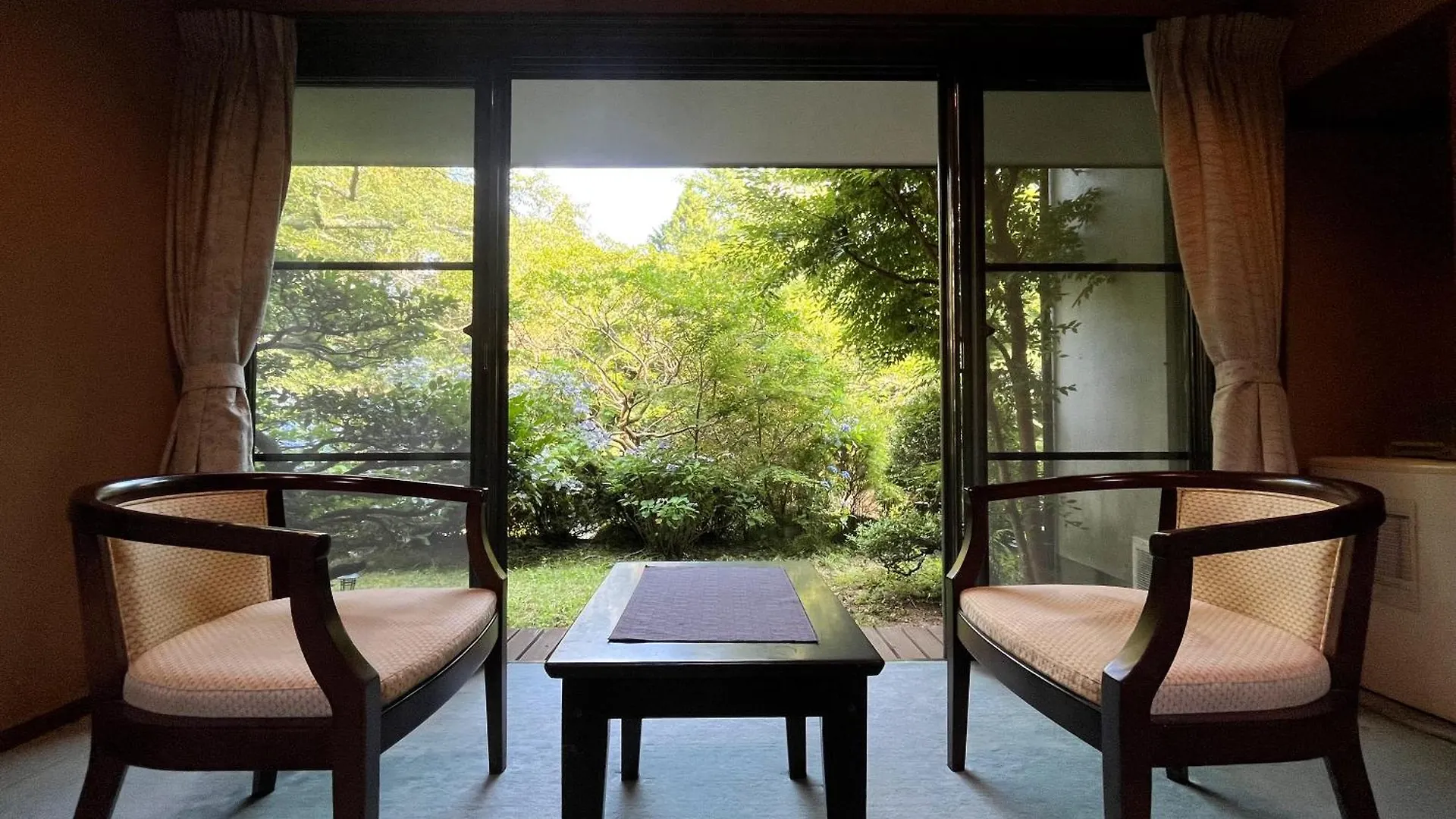 Hôtel Mitake à Hakone 3*,  Japon